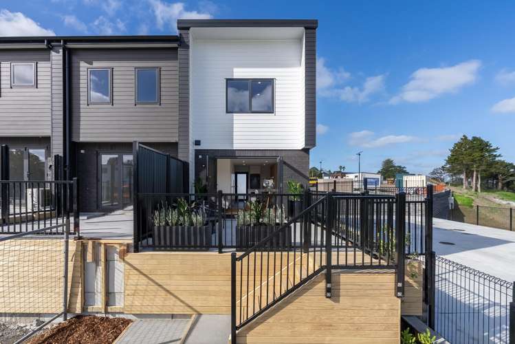 11/10 Ngaroma House Drive Hobsonville_29