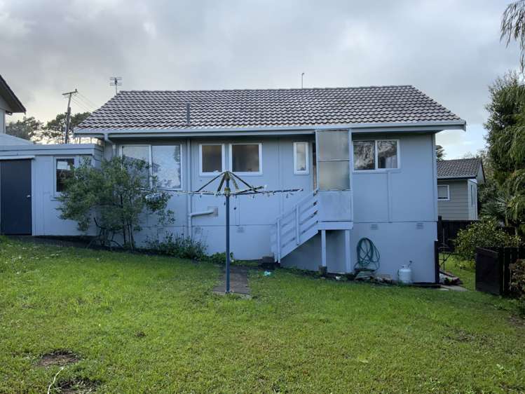 2/50 Makora Road Massey_8