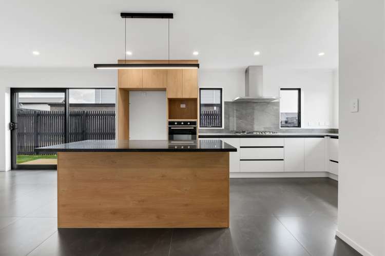 29 Earp Crescent Chartwell_1