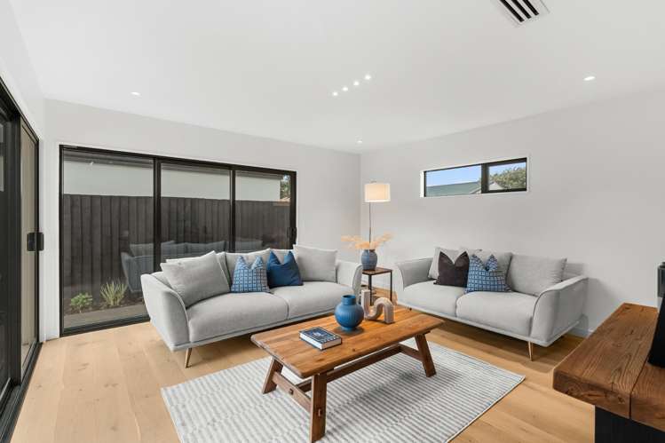 2/22 Gleneagles Terrace Fendalton_5