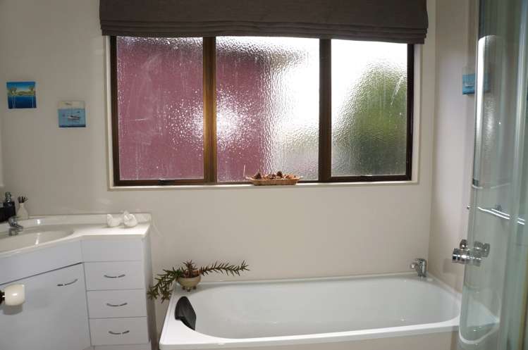 17 Seaview Road Ruakaka_17