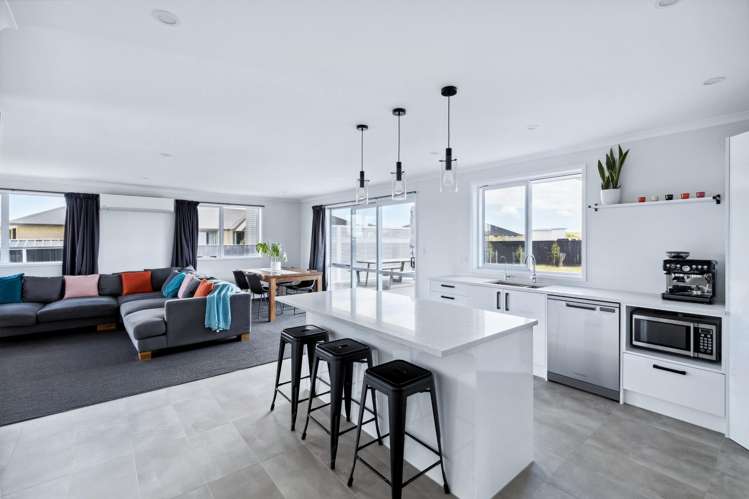 28 George Street Bulls_6