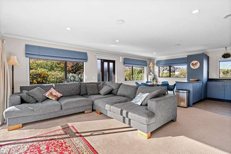 1 Sackville Street_0