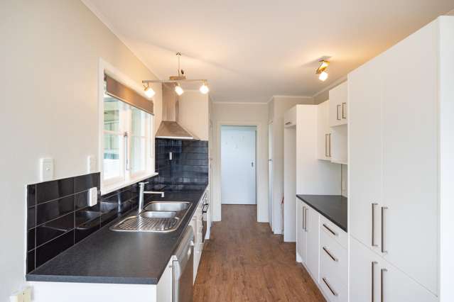 5 Reid Line West Feilding_1