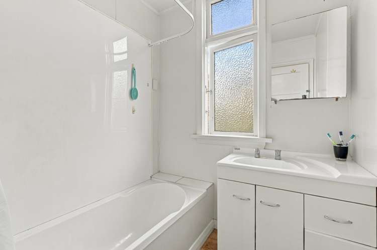 2 John Street Abbotsford_13