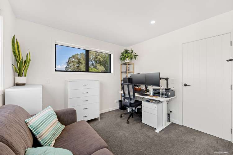 F/2 Ellen St Hillcrest_5