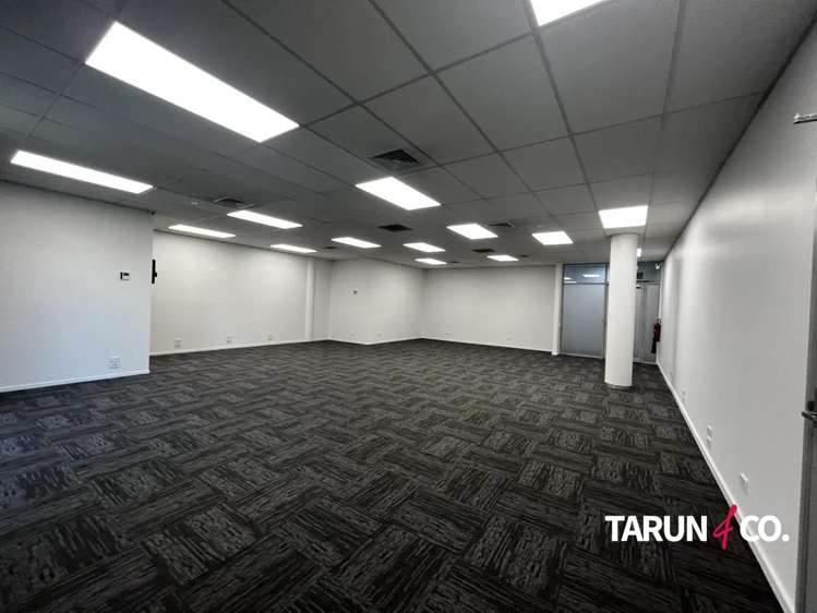 8 Hugo Johnston Drive Penrose_1