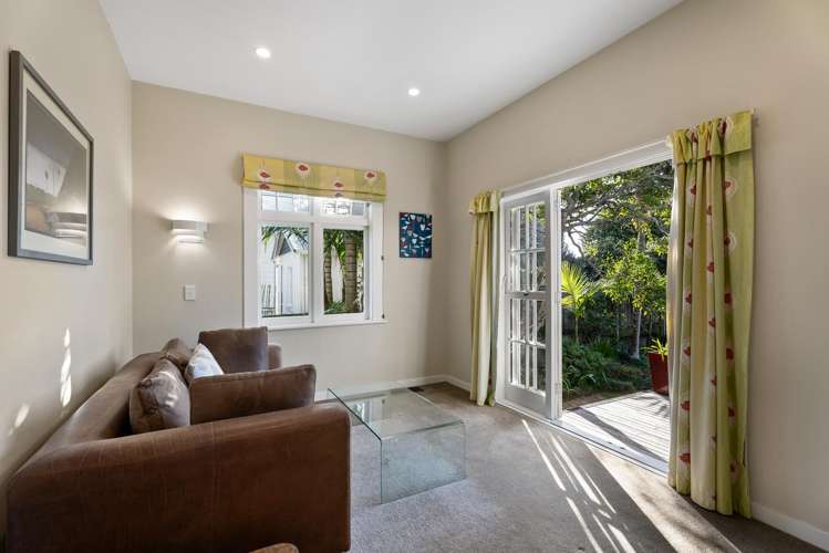 7 Domett Avenue Epsom_16
