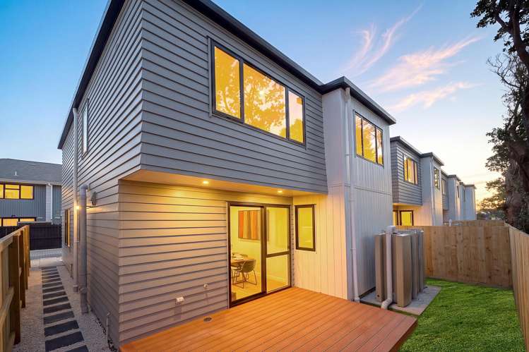 62C,D&E Matipo Road Te Atatu Peninsula_8