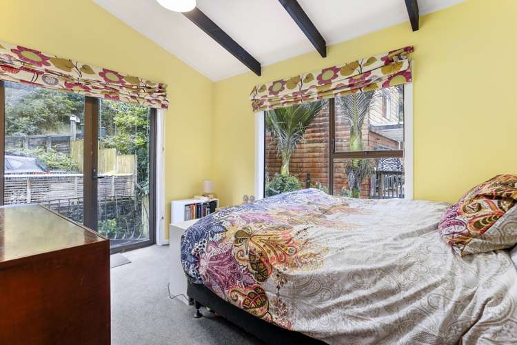 279 Huia Road Titirangi_13