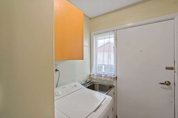 10 Carters Road Aranui_12