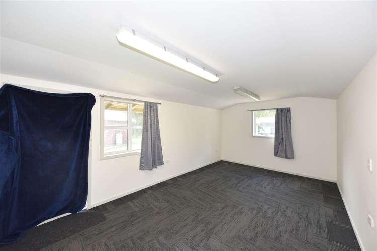 15 Haig Place Woolston_16