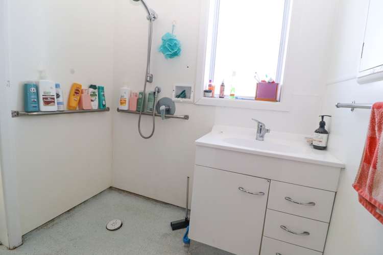 206 Kuranui Street Thames_13