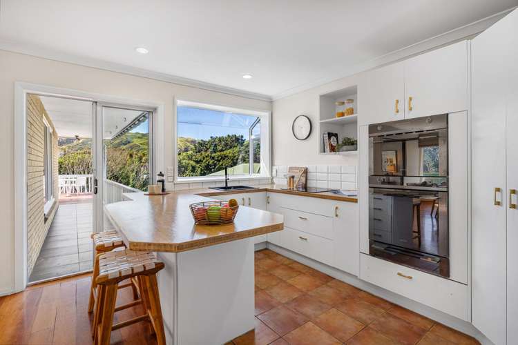 27 Rawhiti Road Pukerua Bay_8