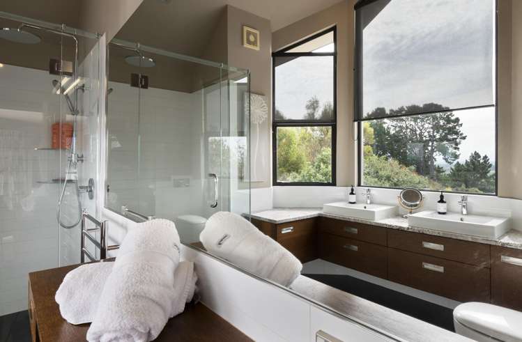 70 Waicola Drive Fitzherbert_31