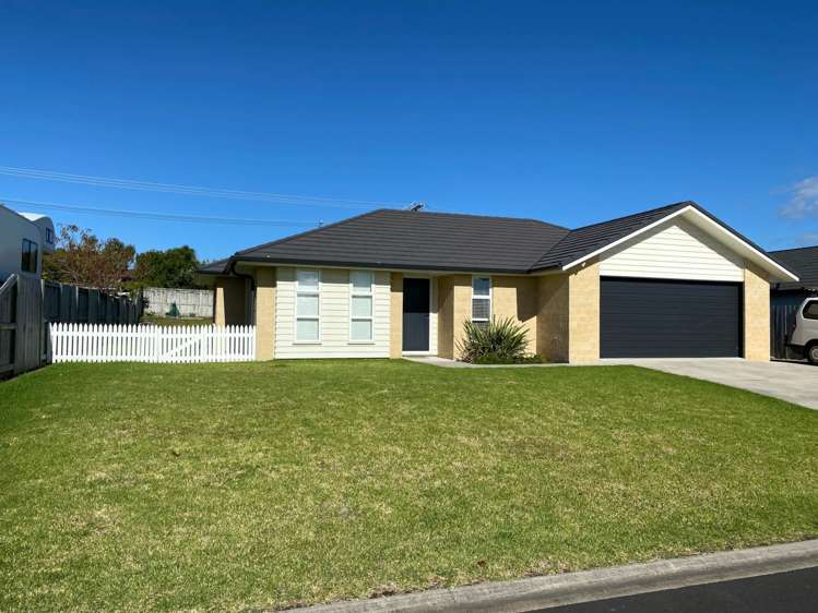 38 Charlotte Drive_0
