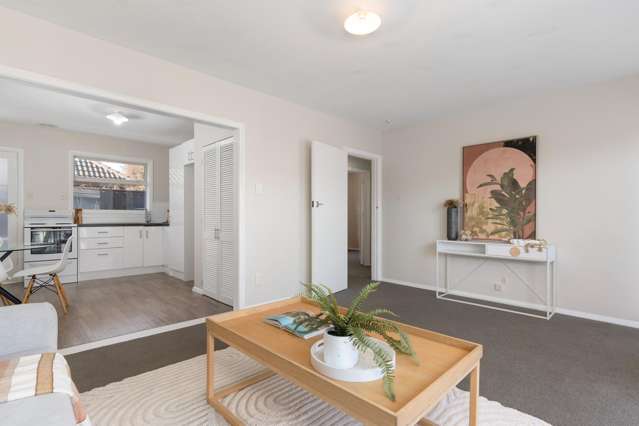 4/28 Aikmans Road Merivale_3