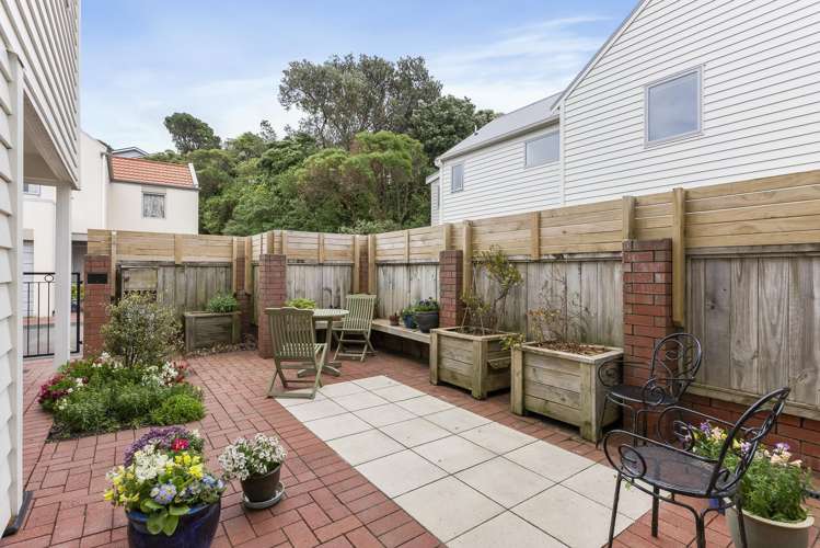 17/36 Dee Street Island Bay_12