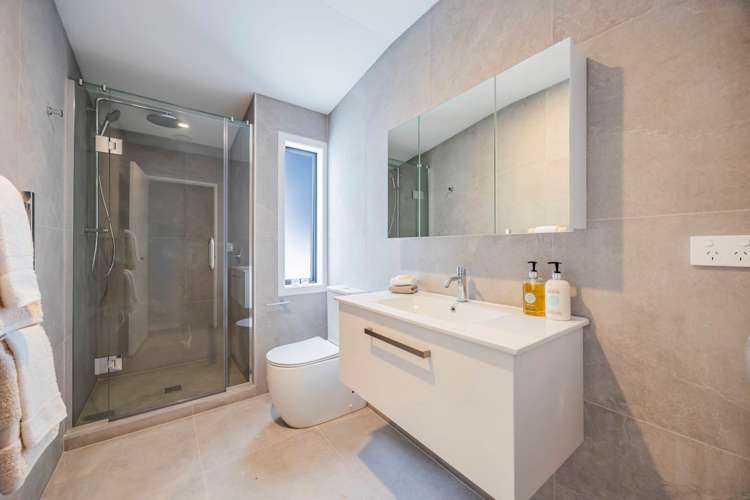 6d Pax Avenue Forrest Hill_18