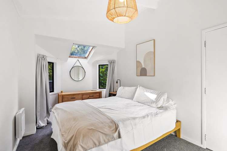 257 Golf Road Titirangi_15