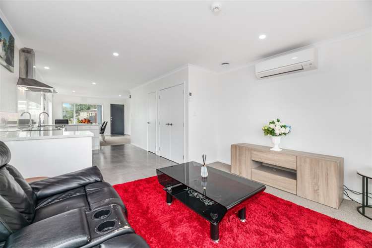 1/67a Metcalfe Road Ranui_11