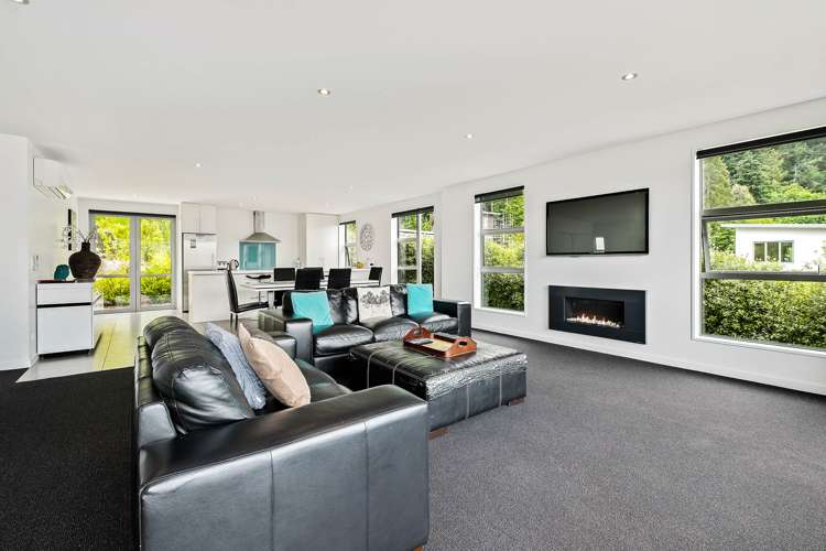 3 Saint Peters Place Queenstown_8