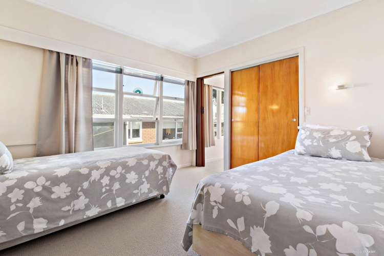 10 Deuxberry Avenue Northcote_9