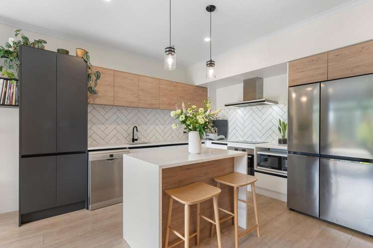 15 Hudson Bay Road_5