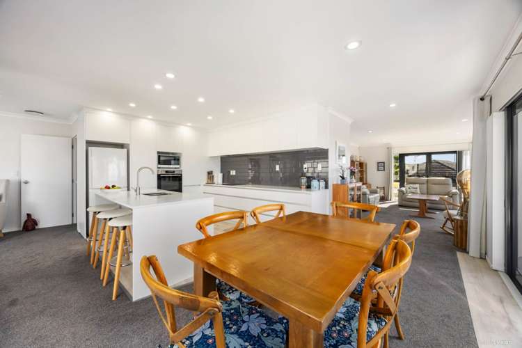 10 Waldorf Crescent Orewa_7