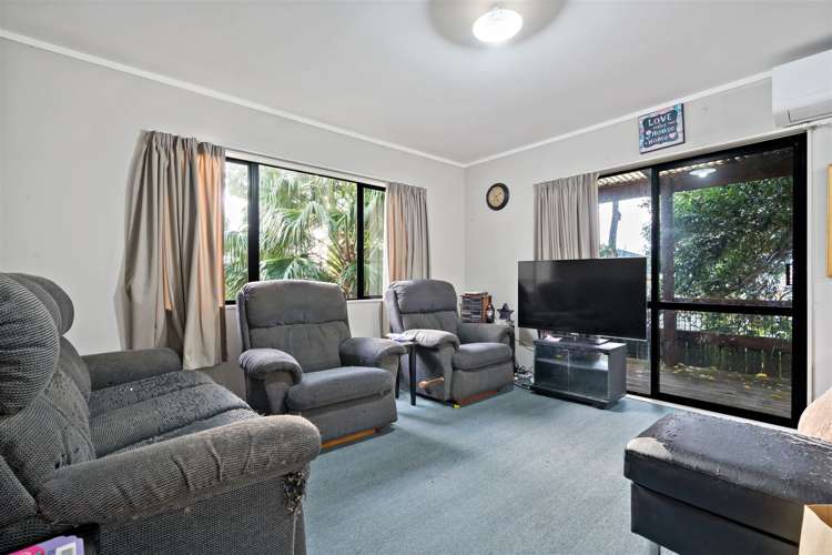 2/25a Clark Road Pahurehure_2