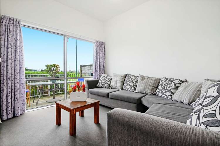 56/7 Kelvin Hart Drive East Tamaki_1