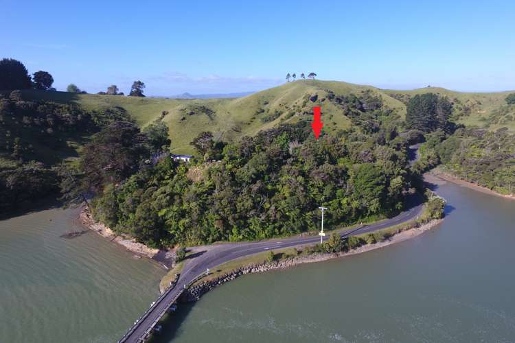 1750 Harbour Road Kawhia_25