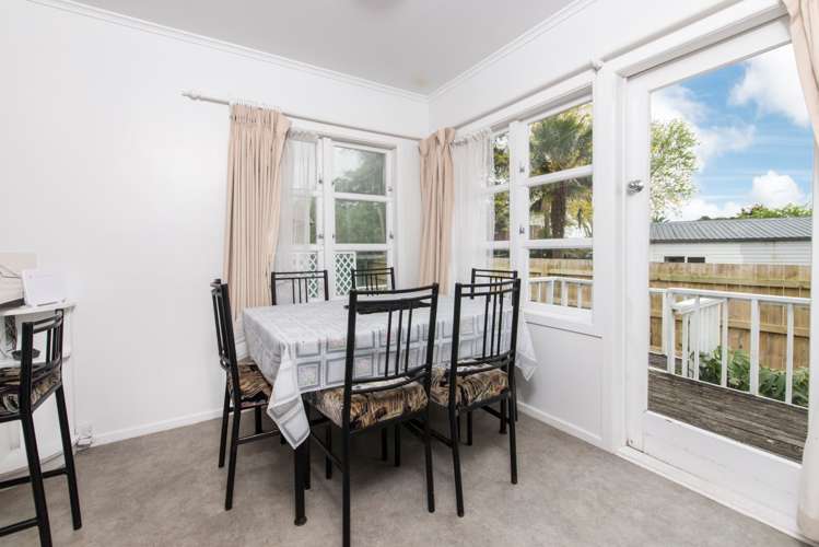 6 Divich Avenue Te Atatu South_15