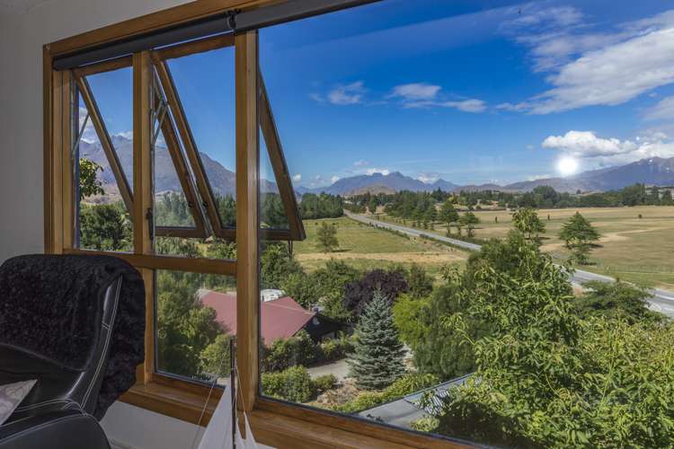 9 Derby Street Arrowtown_14