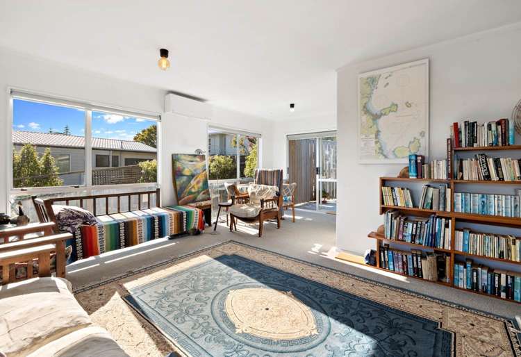 7a The Crescent Tindalls Beach_4