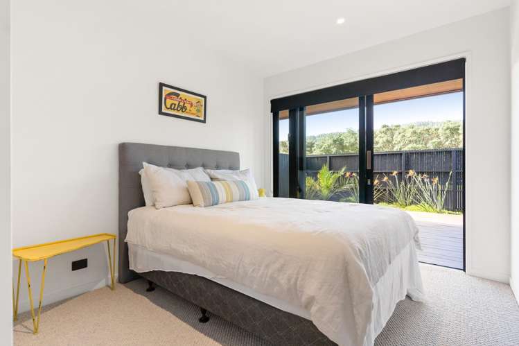 101 Beach Road Whangamata_19