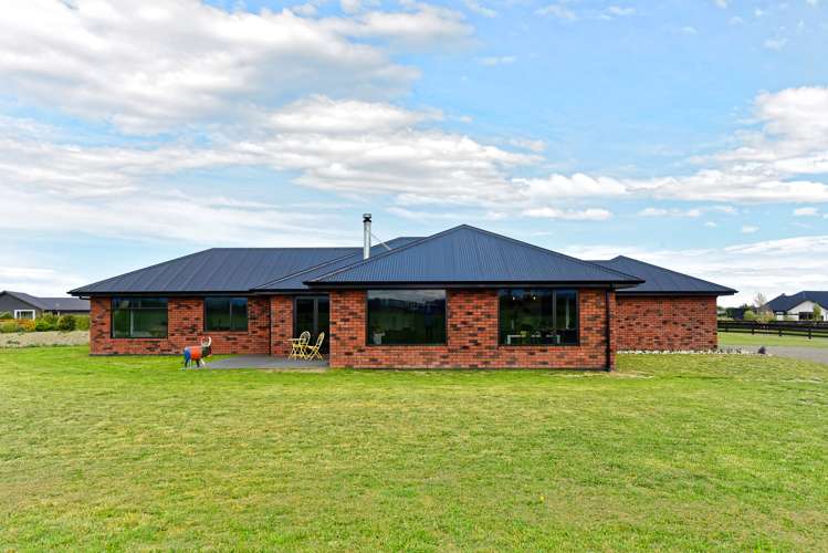 38 Whitcombe Place Darfield_0