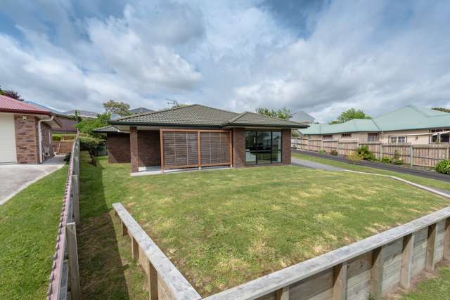 24 Waipuna Place Rototuna_1