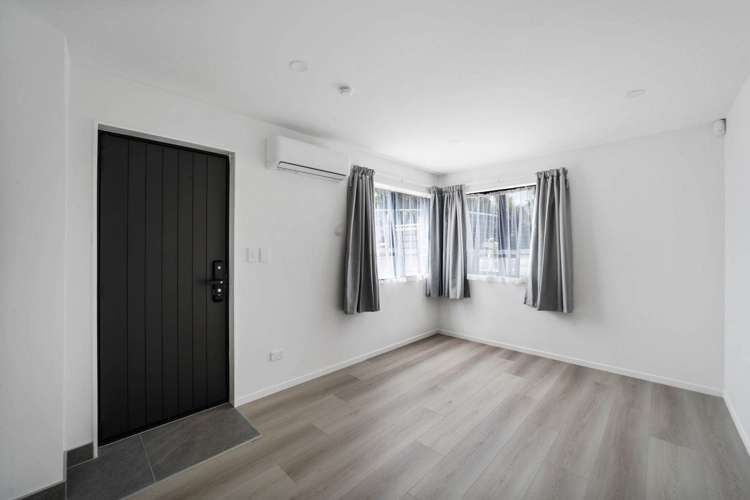 Unit A/6 Waitaki Street Henderson_1