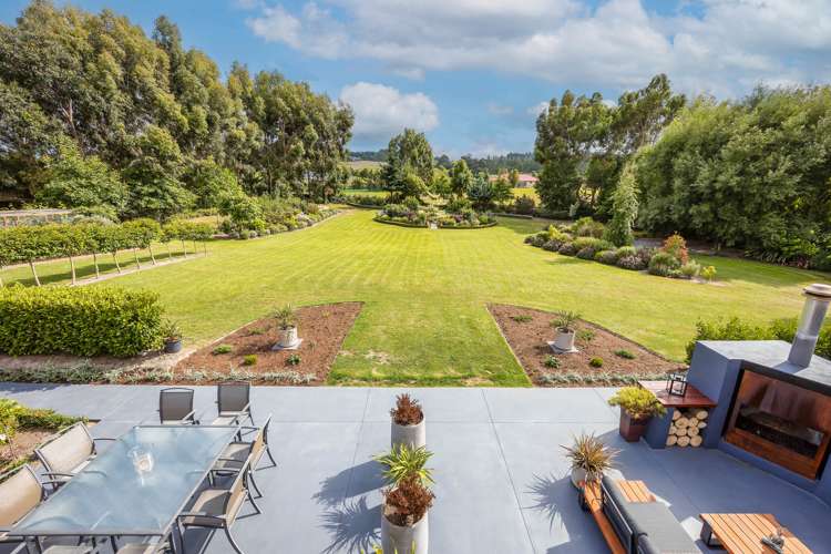 33 Adian Way Loburn_11