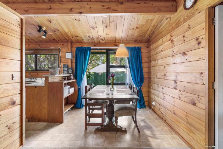 12 Sunningdale Street Wattle Downs_9