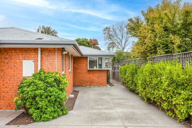 2/118 Aorangi Road Bryndwr_1