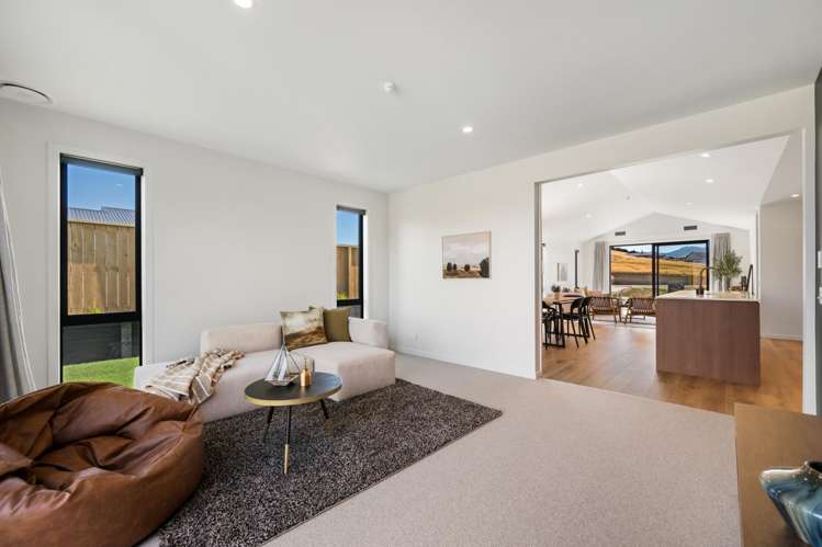 9 Stonehenge Road Wanaka_6