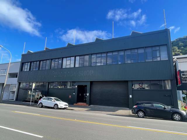 Kaiwharawhara character property vacant, for sale