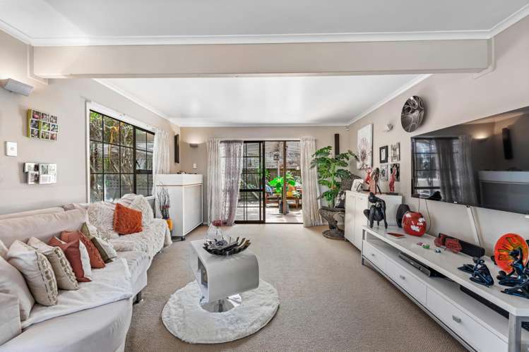 20 Fitzherbert Avenue West Harbour_3