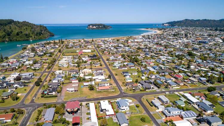 803 Martyn Road Whangamata_2