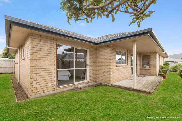 Quality Home - Superb Coastal Location