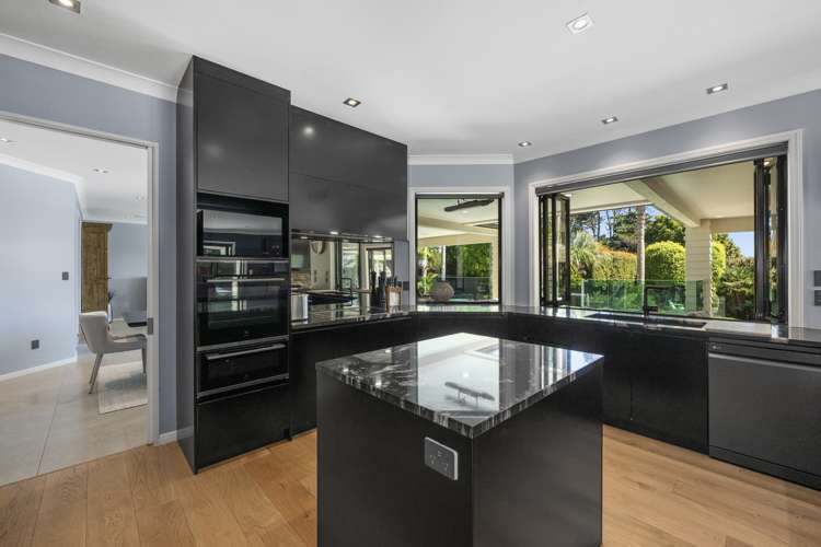 12a Wainoni Heights Greenhithe_12