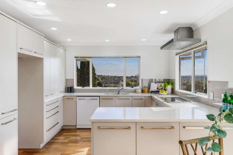 36 Woodgers Way Somerville_11