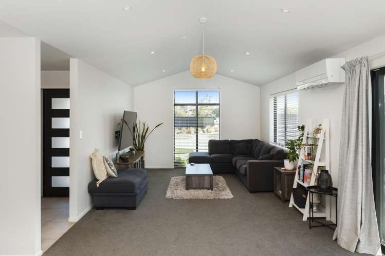 79 Katrine Drive Burwood_10